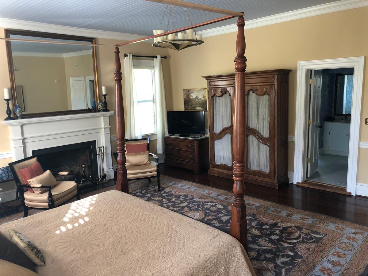 The Elizabethtown Inn Εξωτερικό φωτογραφία